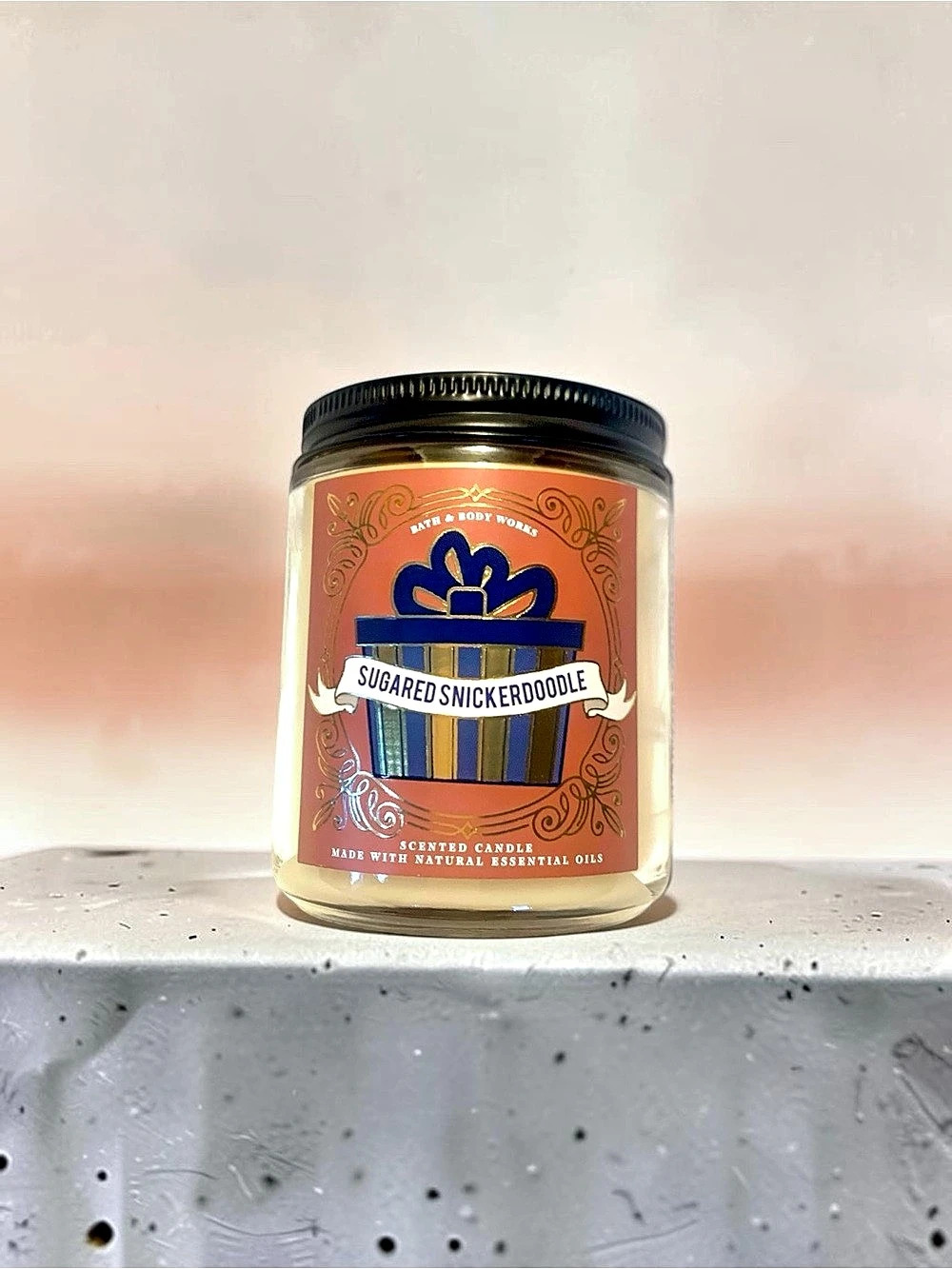Bath & Body Works Delicious Sugared Snickerdoodle Scented Candle in Yellow NWT